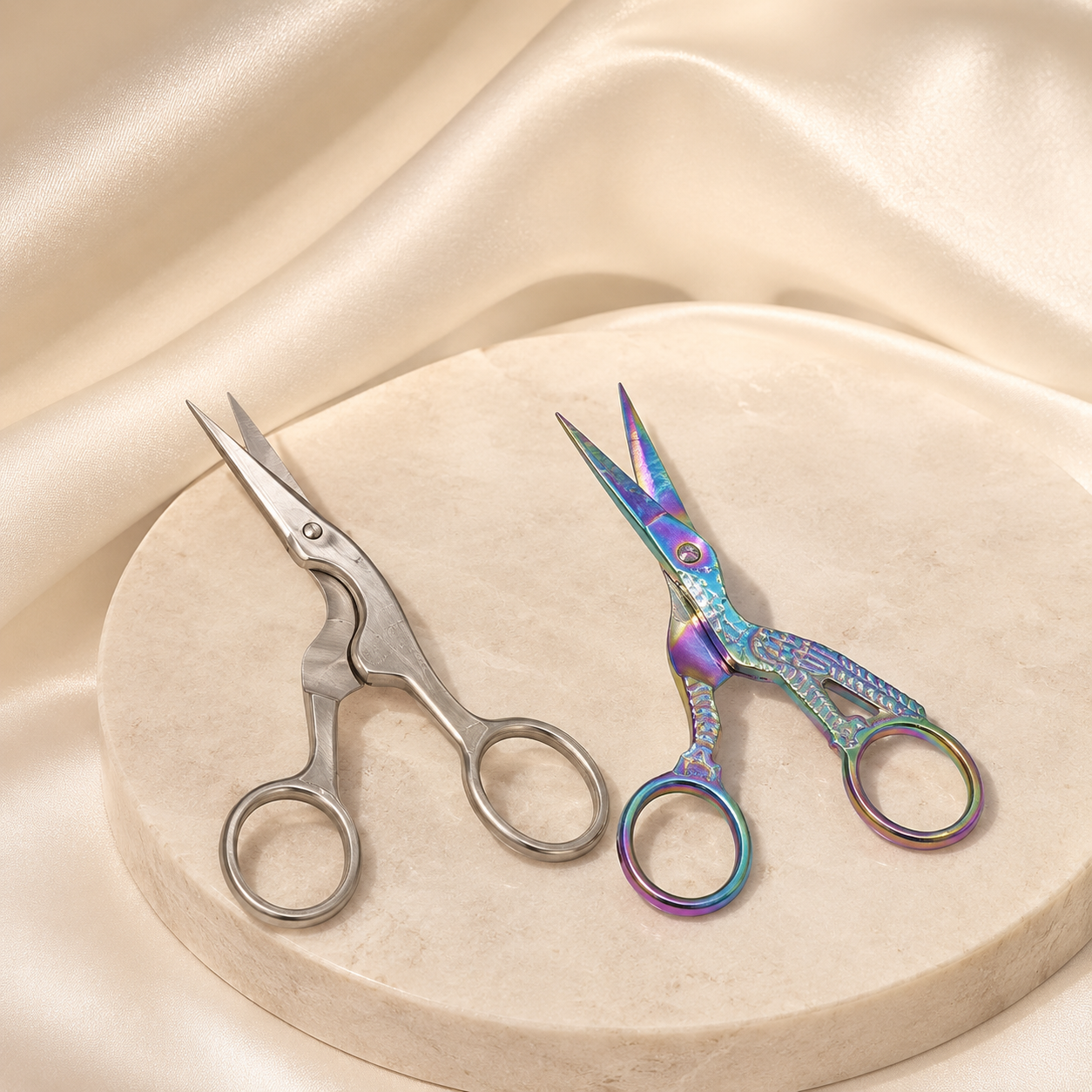 Essira Mini Scissors in Silver and Iridescent finishes