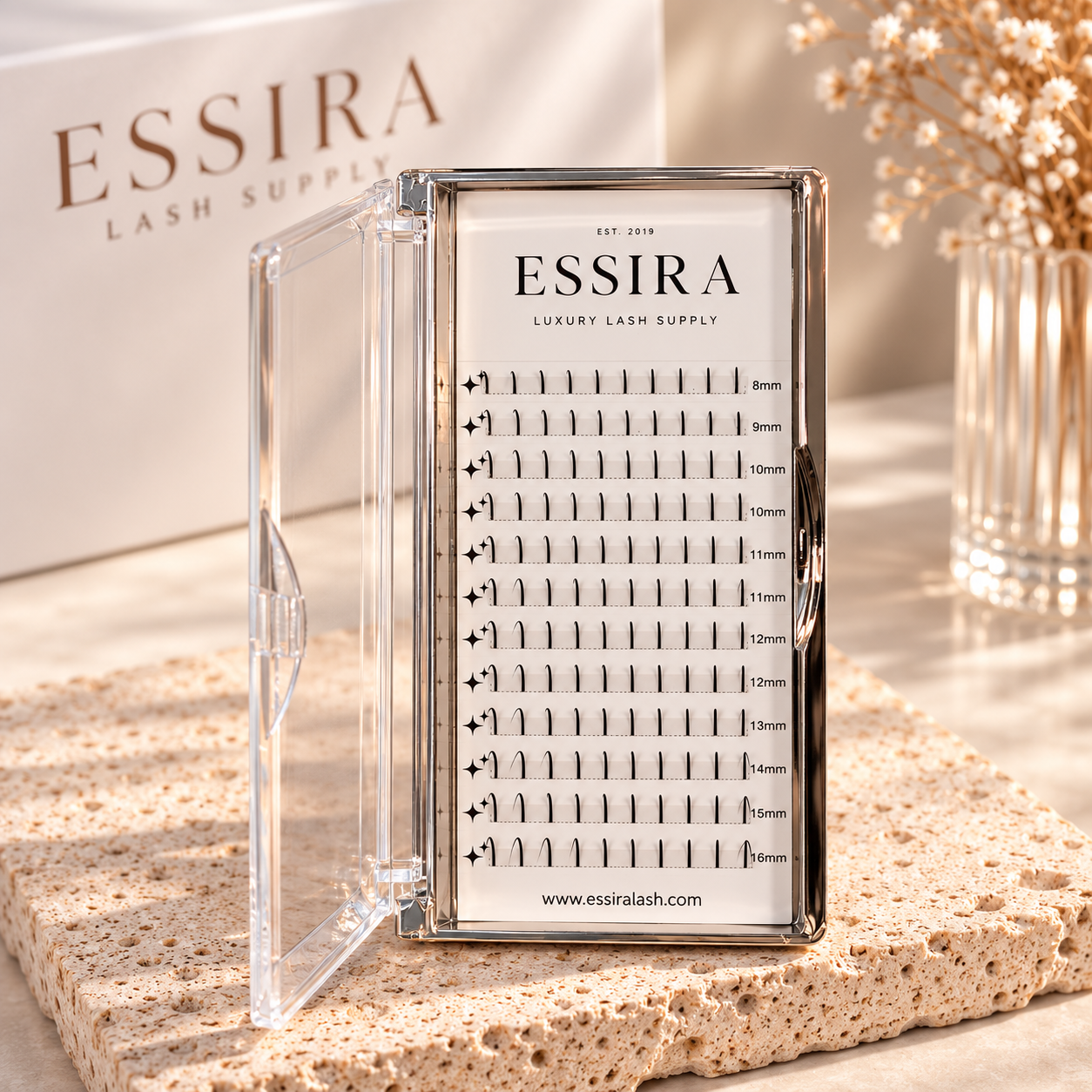 Essira Pixie Lashes mixed length tray